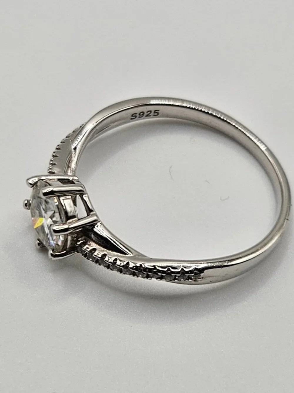 925 Sterling Silver 1ct Moissanite Twist Ring Sz 9